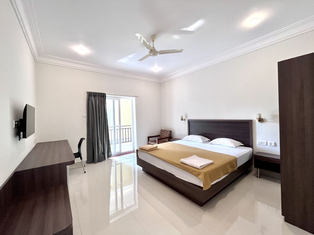 Deluxe, Morjim Sunset 3*