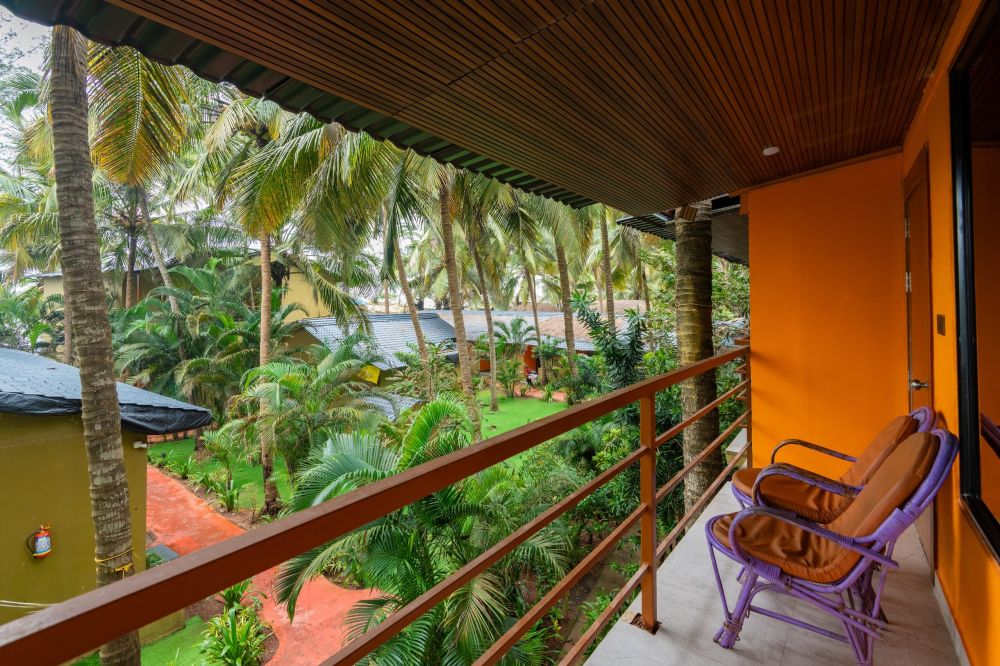Carnation, Amadi Beach Front Resort 4*