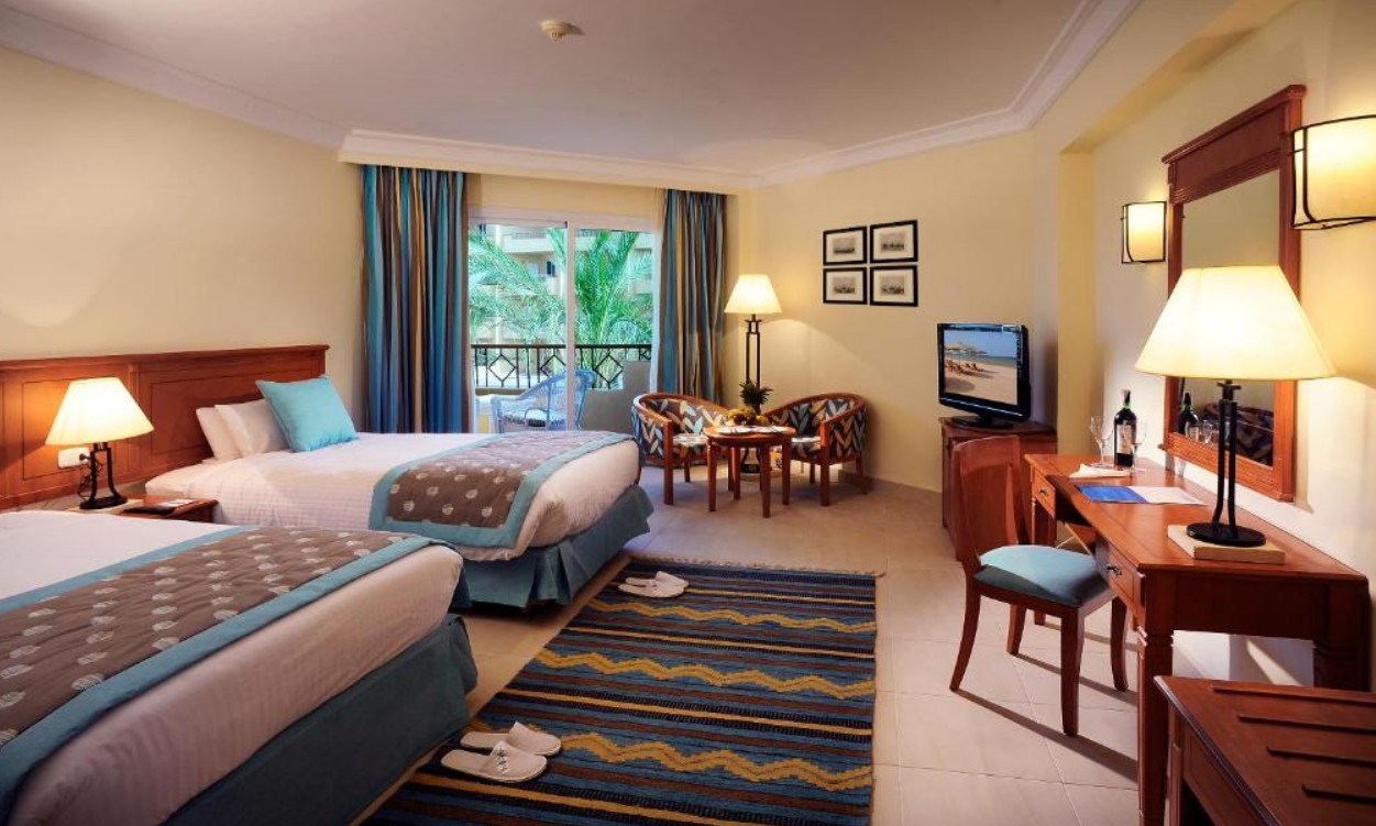 Standard GV/PV Room, Amwaj Beach Club Resort (ex. Albatros Beach Club Abu Soma) 4*