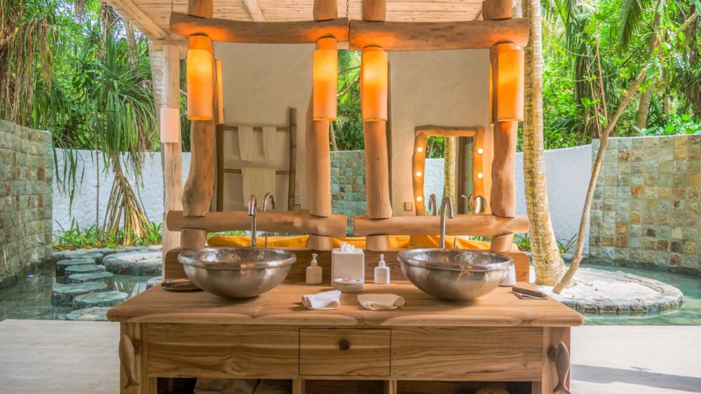 2 Bedroom Crusoe Residence with Pool (Villa 44), Soneva Fushi 5*