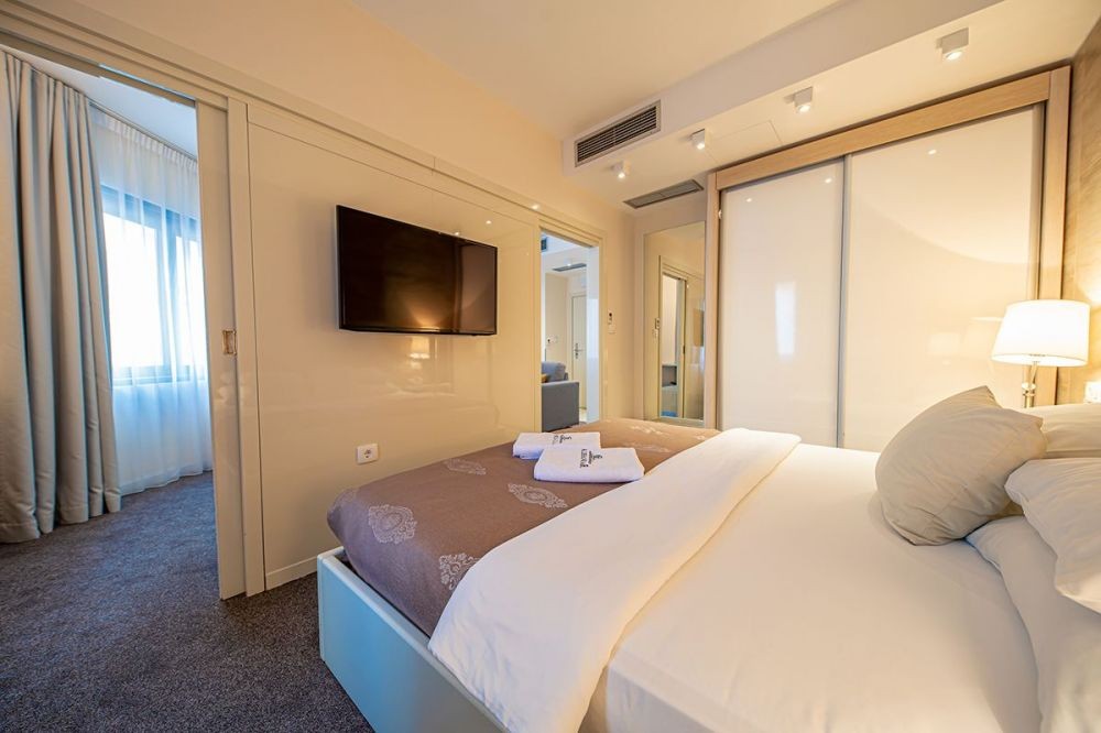 Apartment Mountain View, Aleksandar Hotel Restaurant & Wine Bar 4*