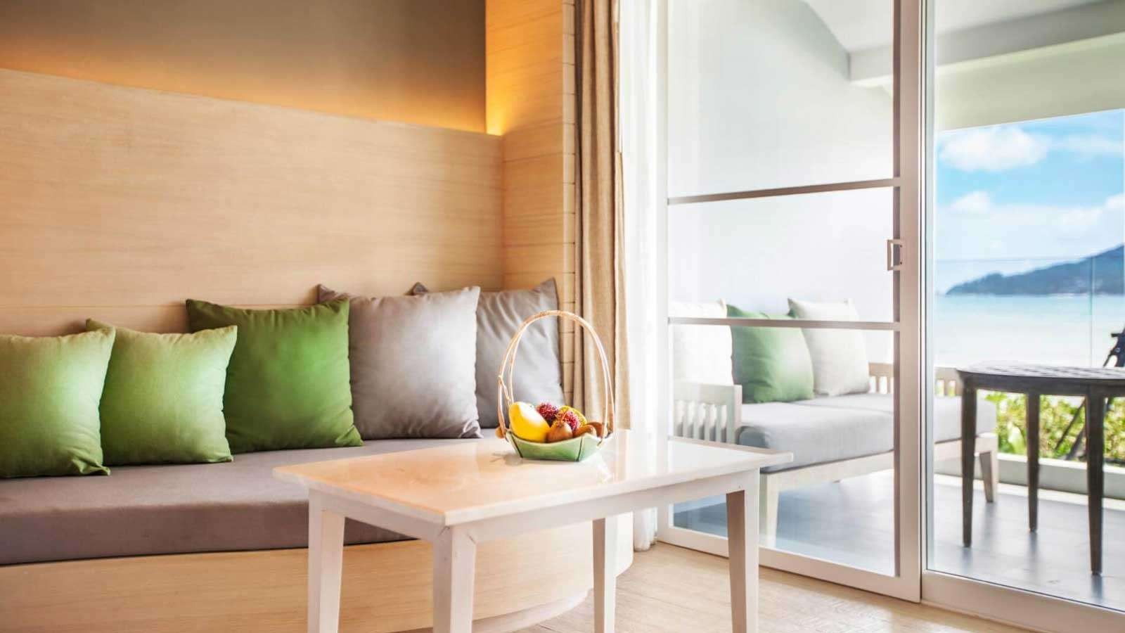 Deluxe Ocean Front Balcony (Ocean Front Wing), Amari Phuket 5*