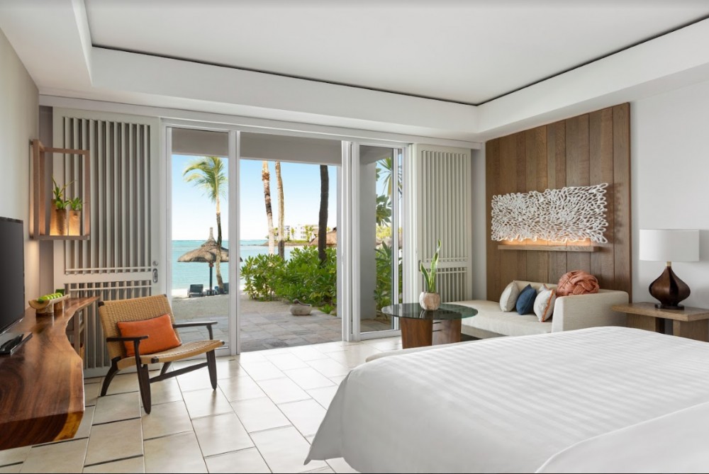Hibiscus Ocean View/ Beachfront Room, Shangri-La's Le Touessrok Resort & Spa 5*