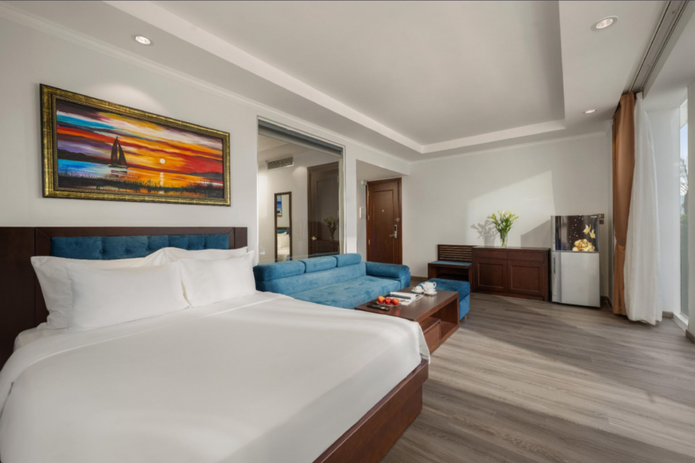 Family Connecting OV, Bluesun Da Nang Beach Hotel 4*