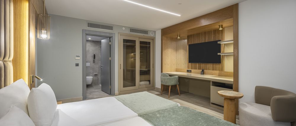 Family Swim Up Room, Movenpick Resort Antalya Tekirova (Ex. Royal Diwa Tekirova Resort) 5*