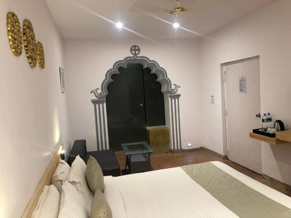 Superior AC (Maharaja Room), Inn Morjim 3*