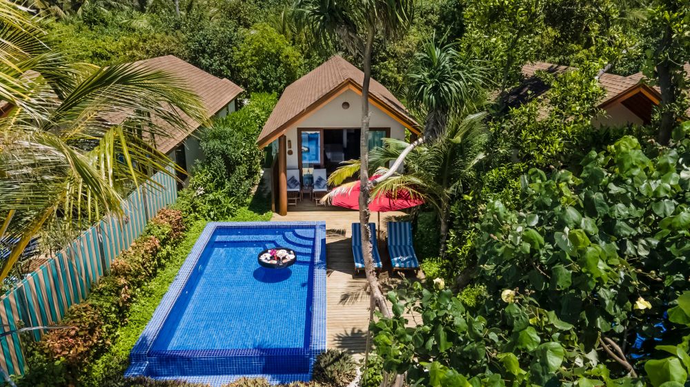 Deluxe Beach Pool Villa, Reethi Faru Resort 4*
