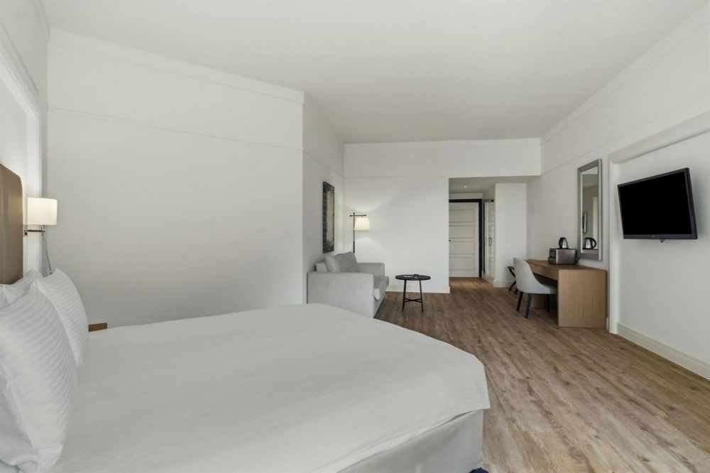 Premium Garden View Room, Rixos Bab Al Bahr 5*