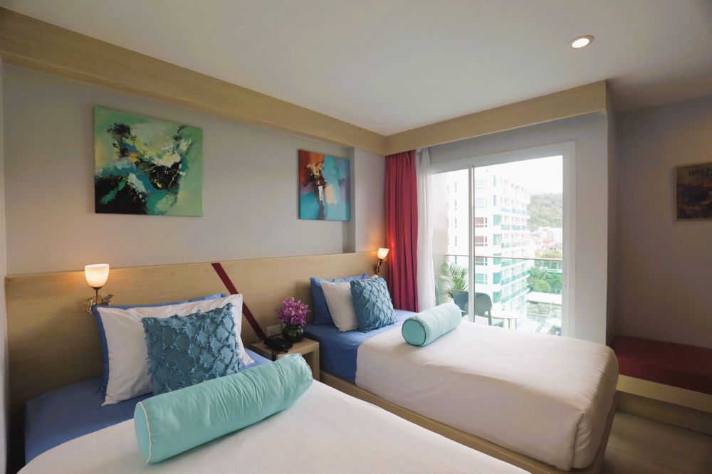 Deluxe, Sun Sea Sand Hotel 3*
