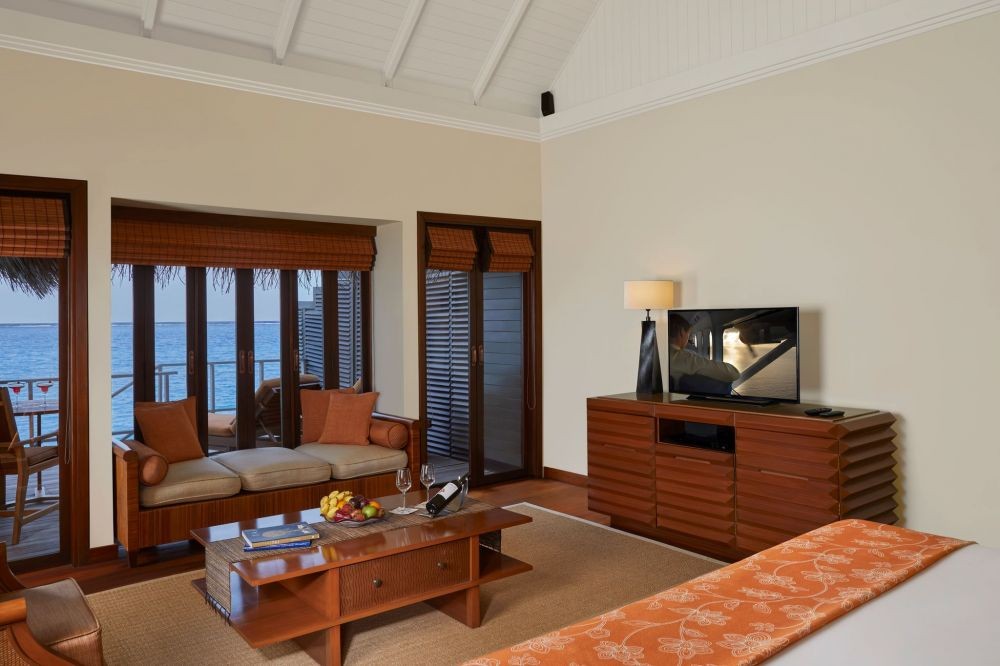 Sunrise Overwater Villa, Taj Exotica Resort & Spa 5*