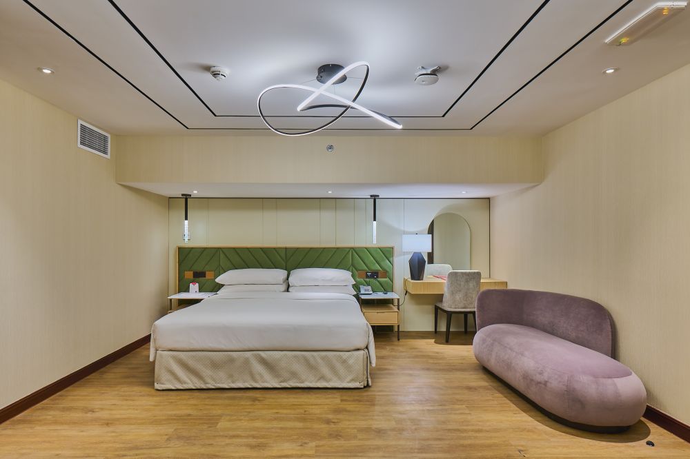 Two-bedroom Penthouse Suite, Ramada Hotel & Suites By Wyndham Jbr (ex. Hawthorn Suites) 4*