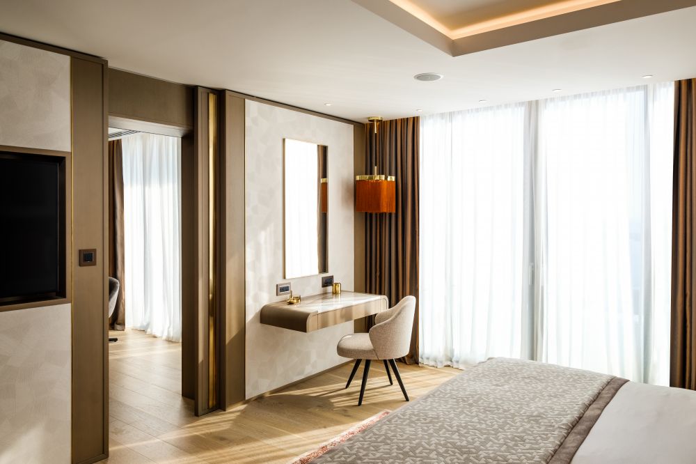 The Diamond Sea View Suite with private pool, Parklane, a Luxury Collection Resort & Spa 5*