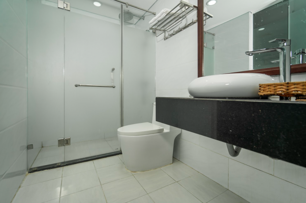 Standard Room DBL/TRPL, Crystal Hotel Danang 3*