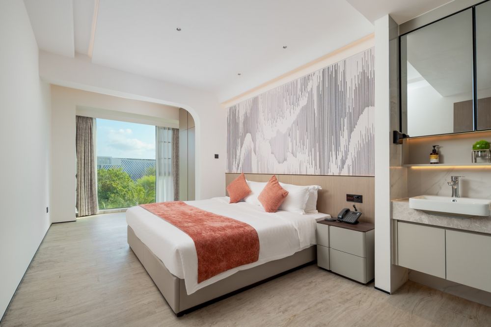 Mountain View Two-bedroom Suite, Sanya Yalong Bay No.99 Suite Resort Hotel 4*