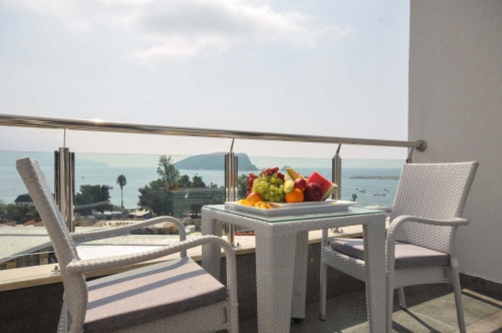 Standard Sea View, Bracera 4*