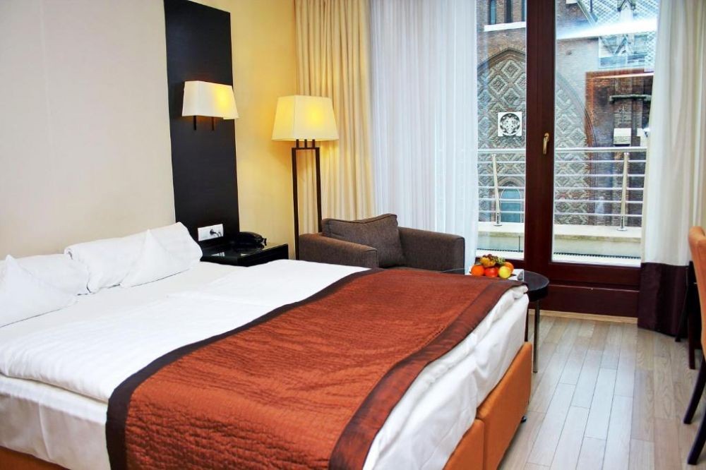 Superior, Lions Garden Hotel 4*