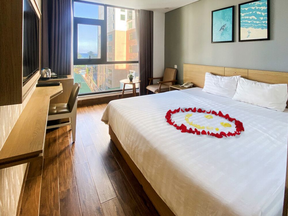 Premier City View, Smile Hotel Nha Trang 3*