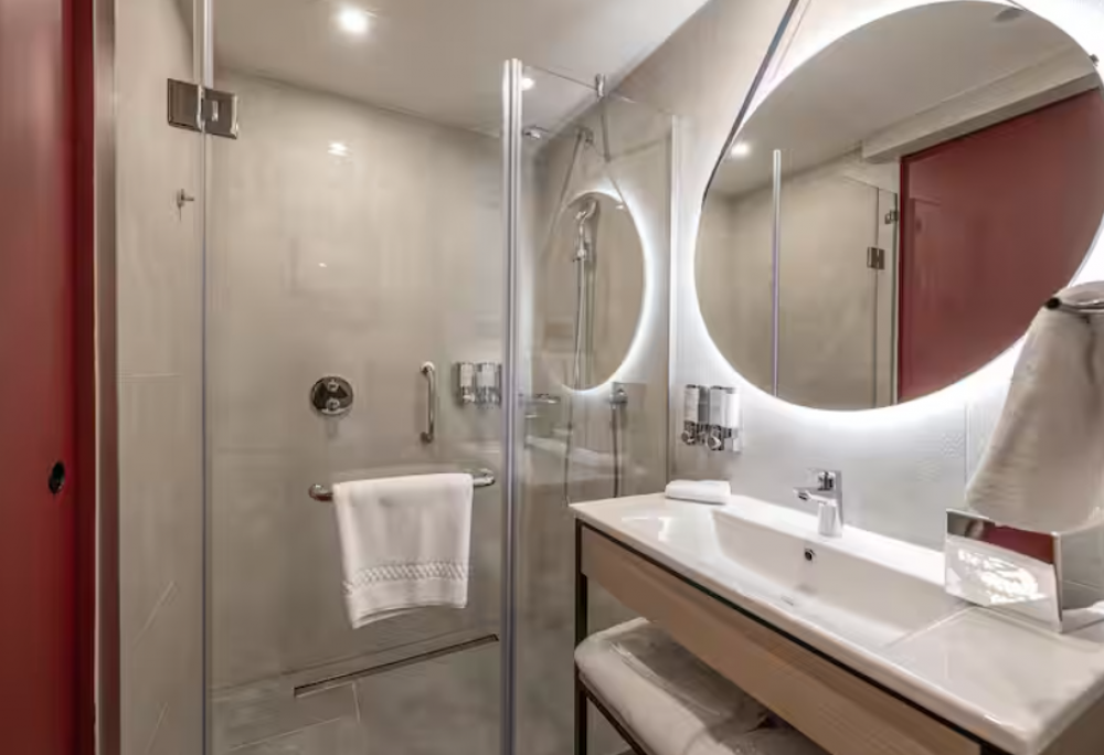 Twin Room, Hampton By Hilton Batumi Center 4*