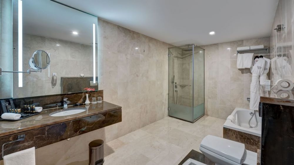 Executive Suite, Marriott Hotel Production City, Dubai ( ex. Vintage Grand Hotel) 5*
