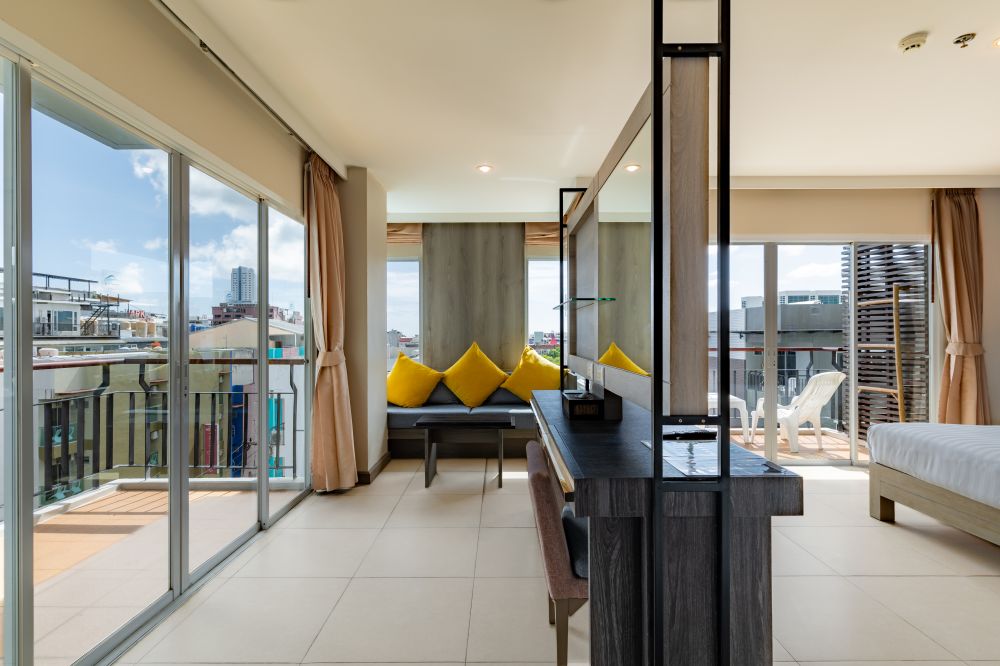 Grand Deluxe, Andakira Hotel 4*