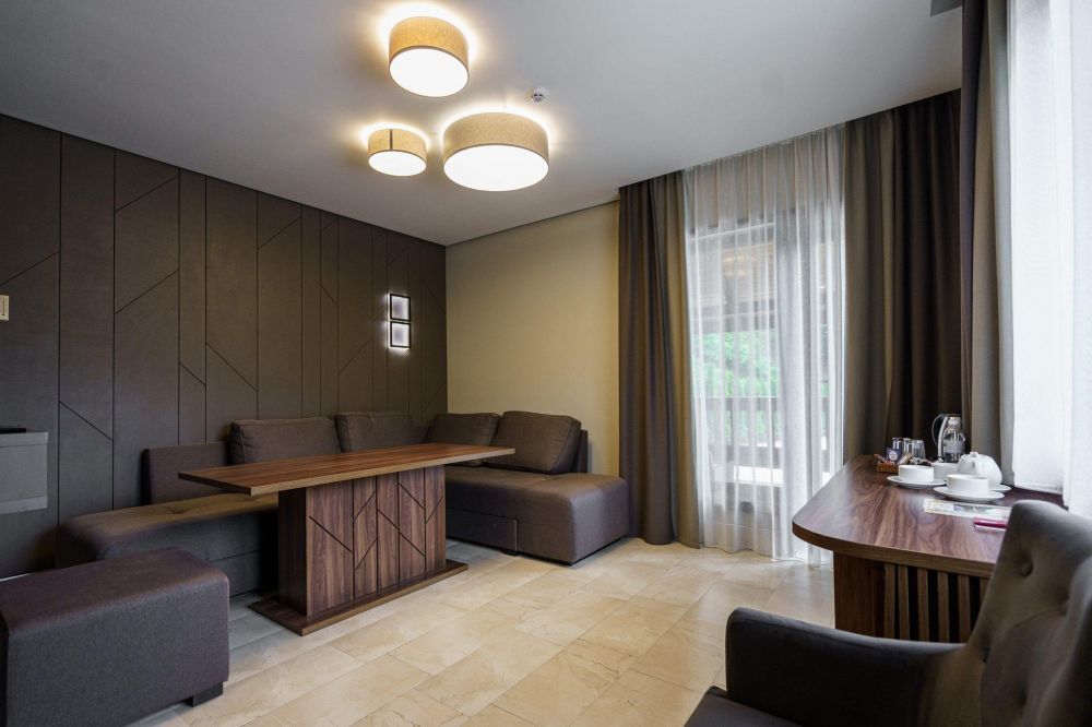 2-room Suite with Fireplace (Borzhava 2 Cottage), Озеро Vita 