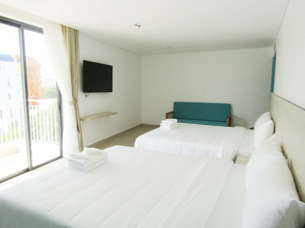 Quadruple, Haya Hotel 3+