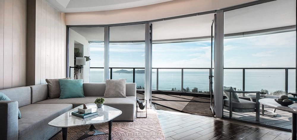 Panoramic Ocean View Suite, Rosewood Sanya 5*