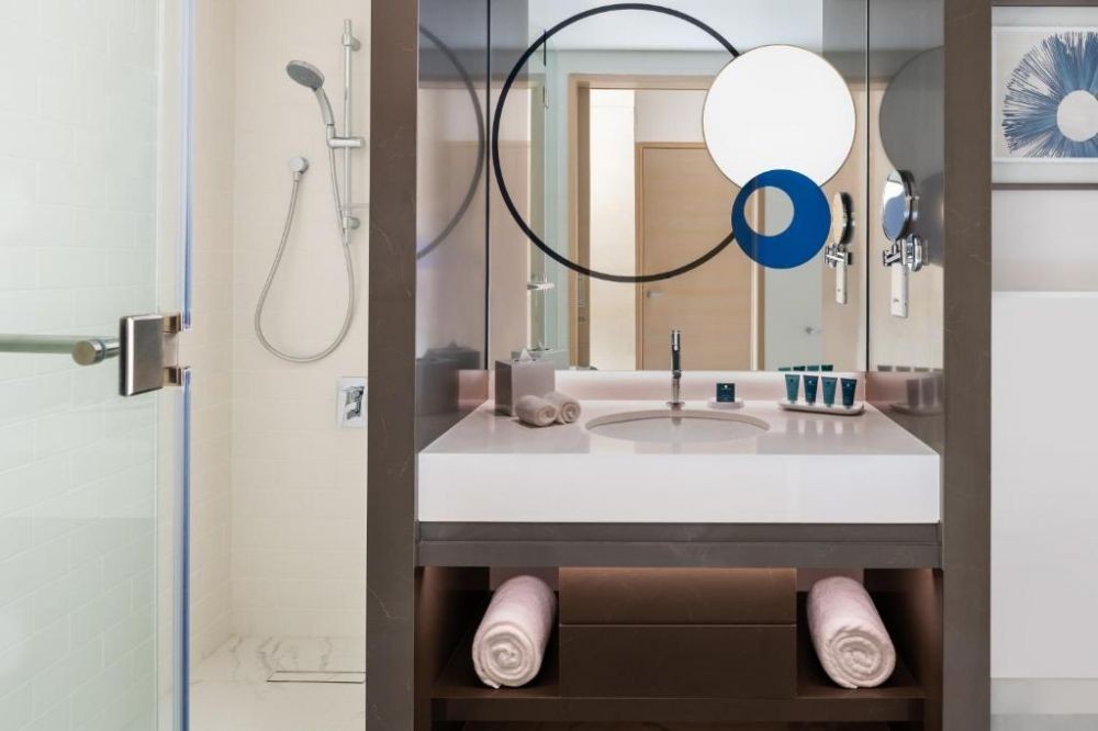 Deluxe Room Plaza View, Novotel Dubai Gold District (ex. Wyndham Dubai Deira) 4*