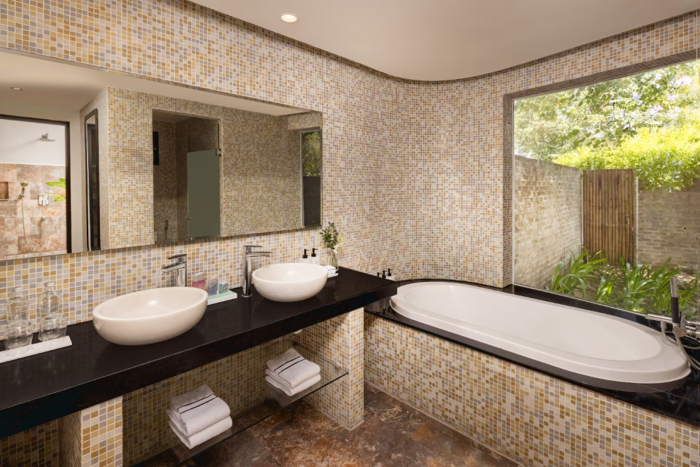 The Level Two Bedroom, Melia Danang Beach Resort 5*
