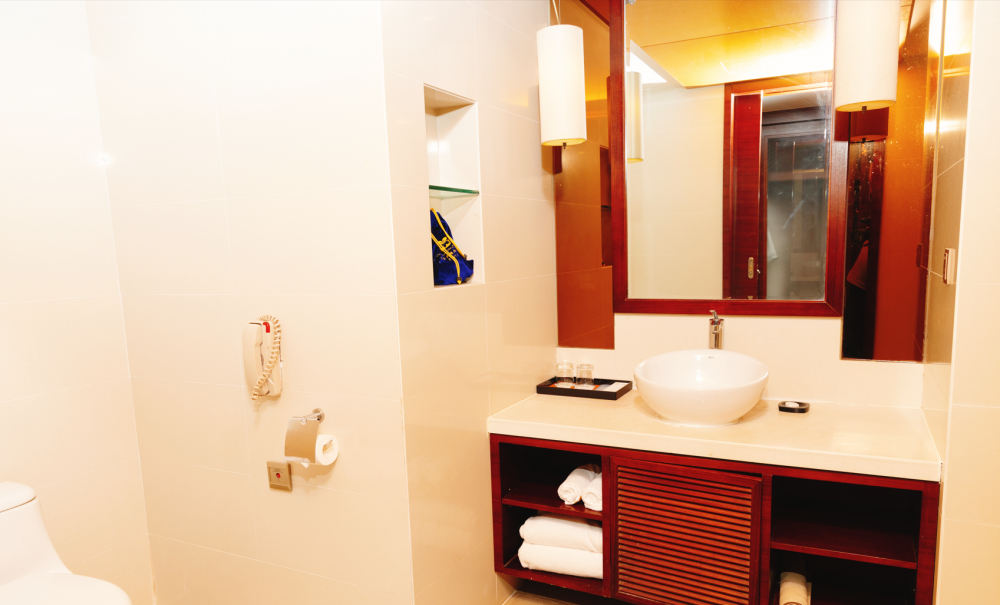 180° Ocean view Twin Room, Sanya Marina Sea View Hotel (ex.Marina Spa Hotel Sanya) 4*