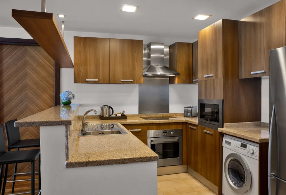 Premier Two Bedroom Sea View Apartment, La Suite Dubai Hotel & Apartments Operated by Minor Hotels ( ex. La Suite Dubai Hotel & Apartments, ex. Fraser Suites) 5*
