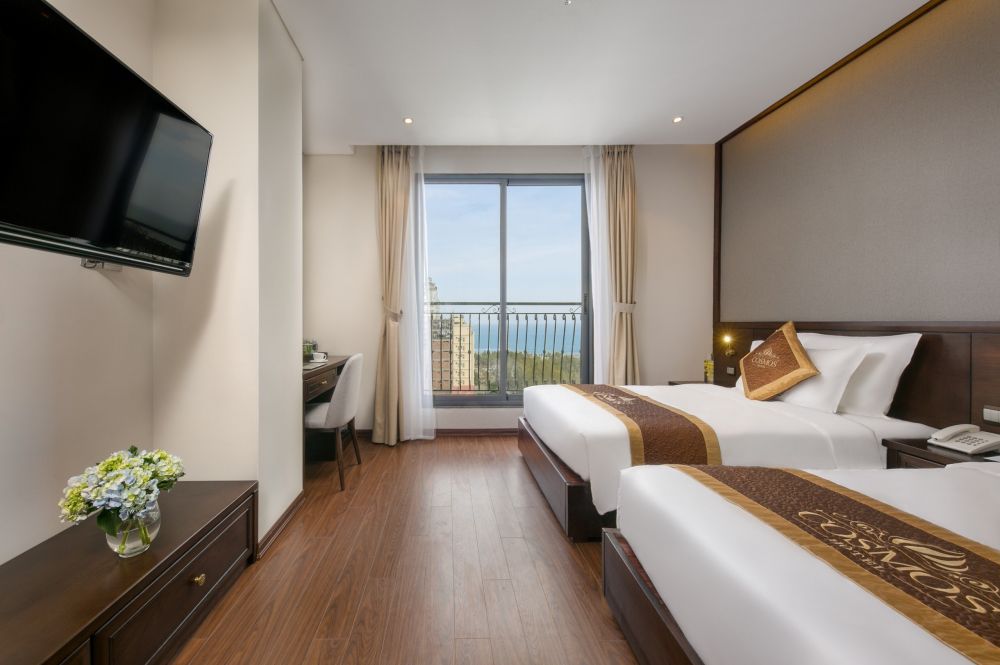 Grand Deluxe OV, Cosmos Hotel Danang 3*