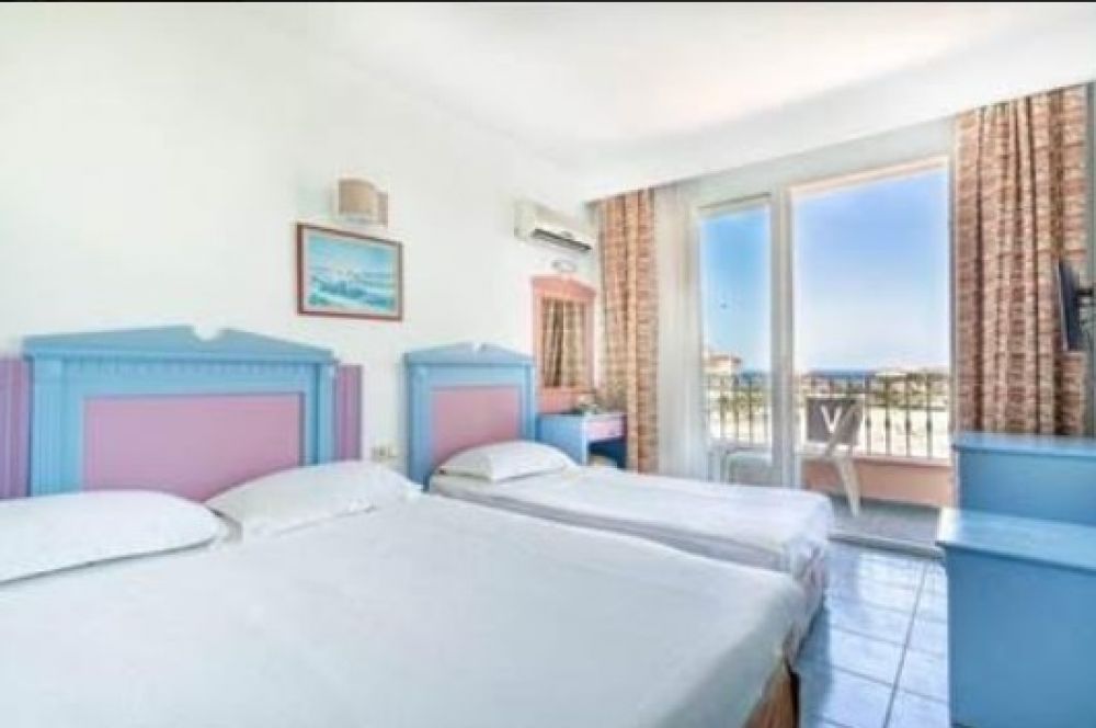 Economy room/ 3 PAX, Eva Beach Hotel (ex. Holiday Line Beach Hotel) 4*