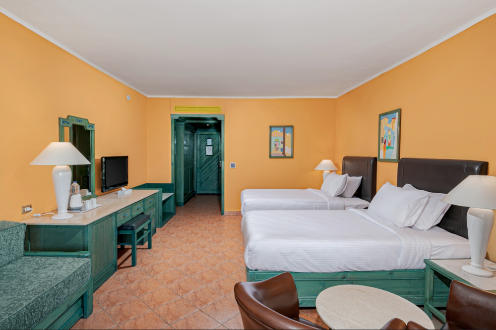 Standard Room/Lagoon View, Arabia Azur 4*