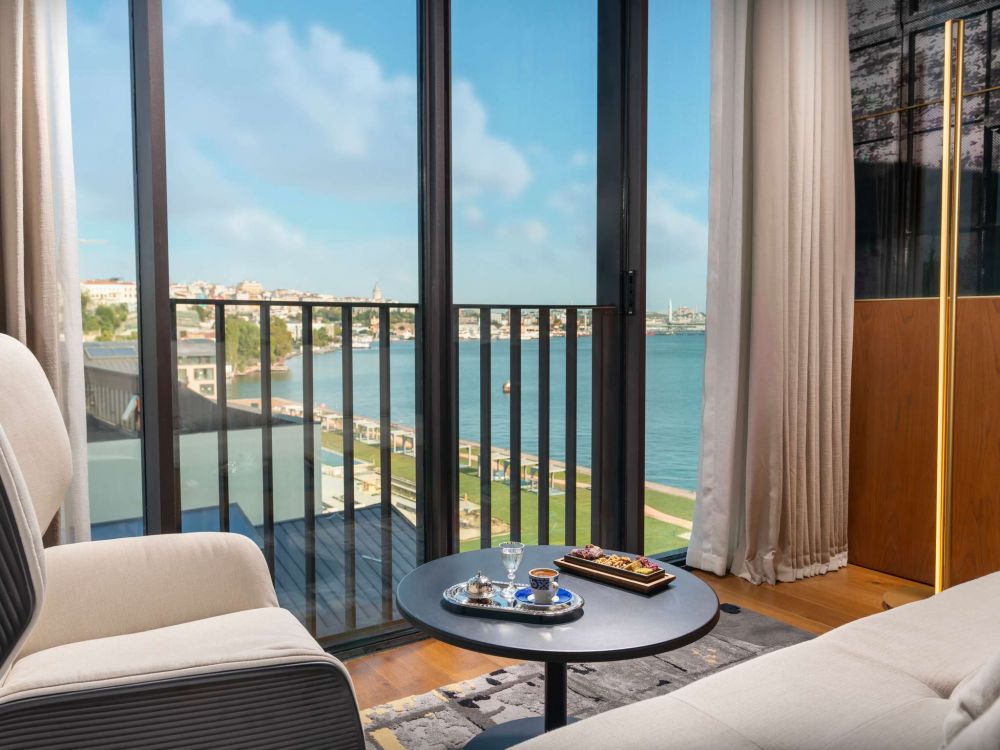 Premium Room Partial Sea View, Rixos Tersane Istanbul - Nickelodeon Play Tersane Access 5*