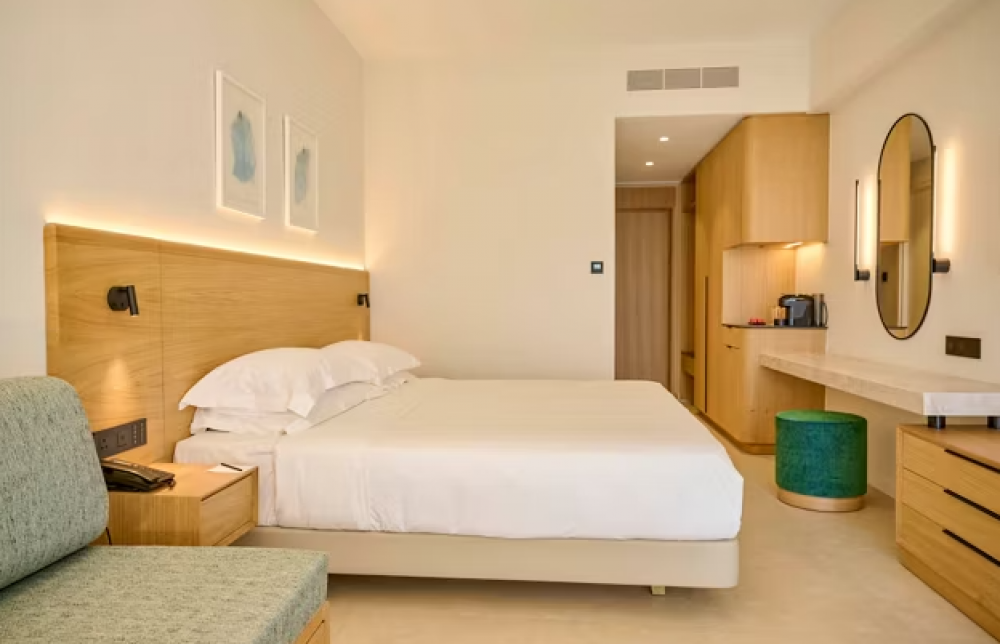 Deluxe room with Limited Sea View, Sunrise Emerald 5*