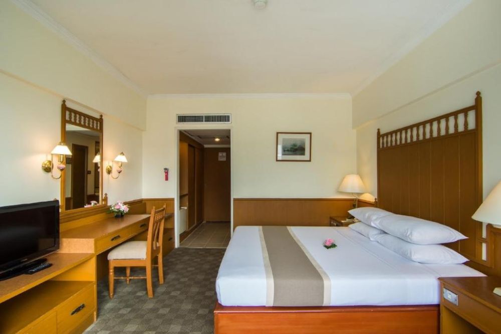 Superior, Bangkok Palace Hotel 4*