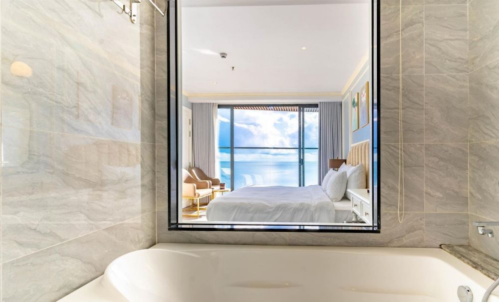 Deluxe Ocean View, La Vague Hotel 3*