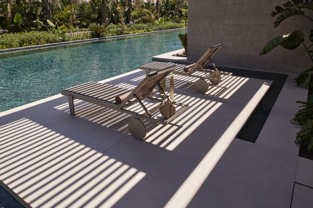 Lagoon Swim Up 2+1, Voyage Kundu 5*