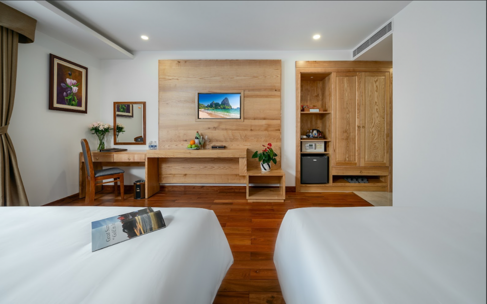 Family Room with Bathtub, Sunny Ocean Hotel & Spa 4*