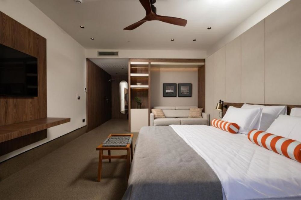 Superior Room, Infinity Hotel & More 4*