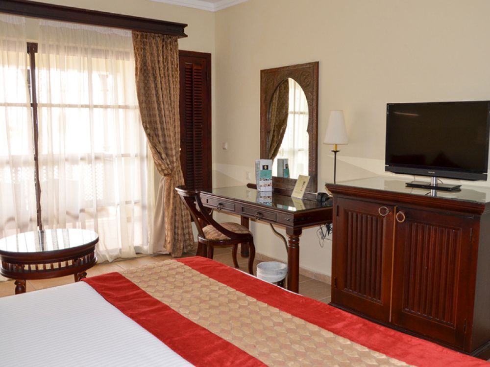 Junior Suite, Sharm Plaza (еx. Crowne Plaza Resort) 4*