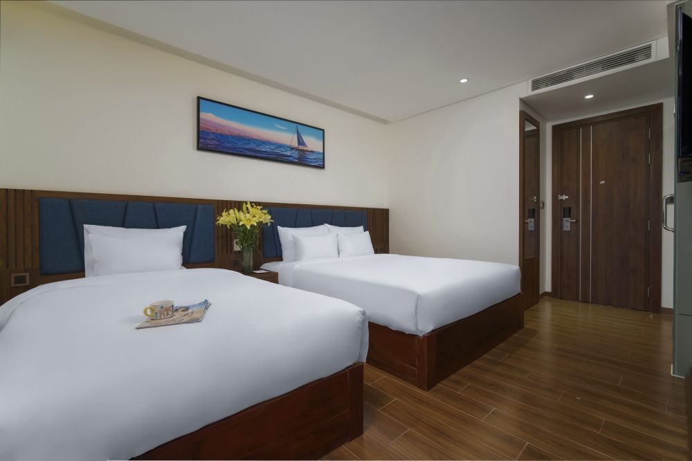 Deluxe Triple City View, Ruby Star Da Nang Hotel 3*