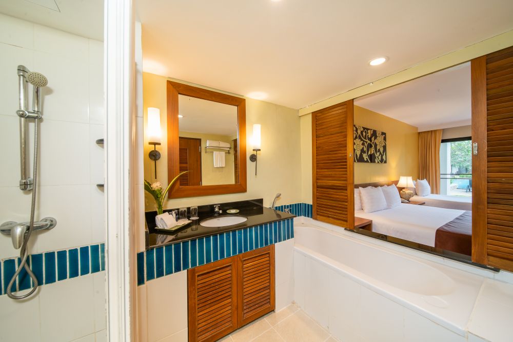 Superior PV, Naithonburi Resort 4*