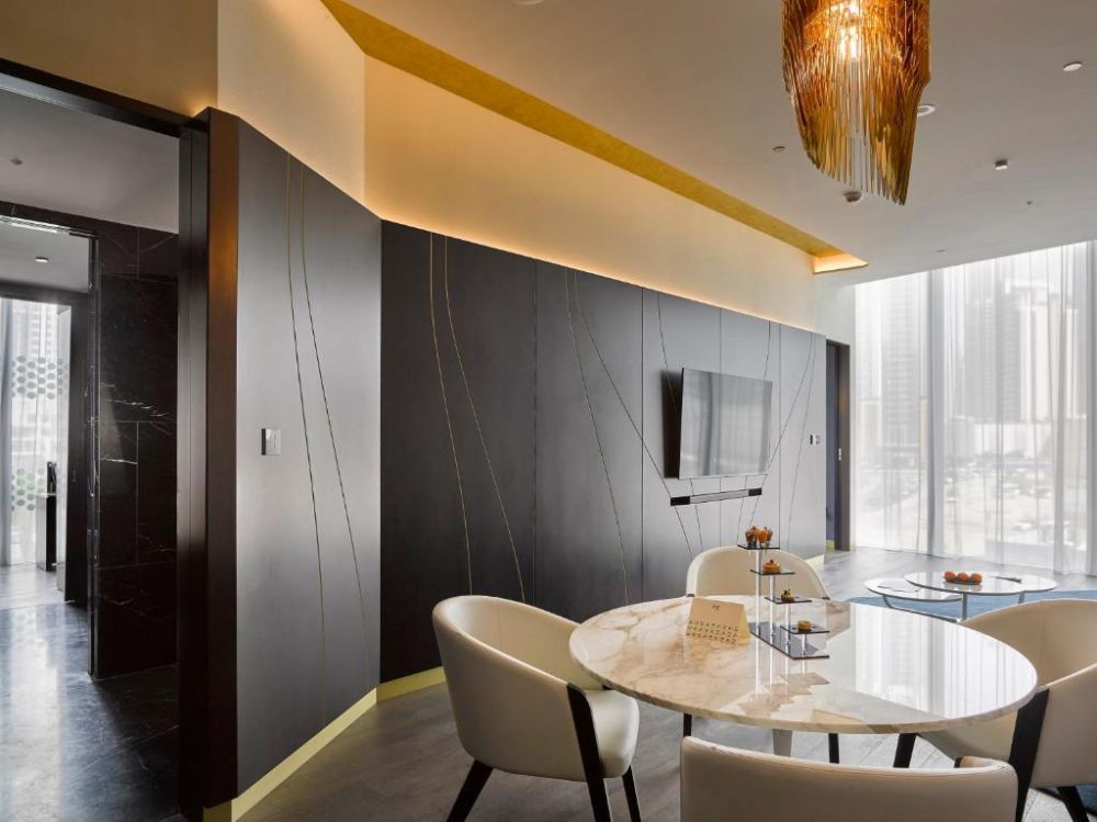 Passion Suite, ME by Meliá Dubai 5*