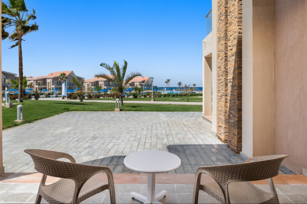Family PV/SV/Beach Front, Albatros Sea World Marsa Alam 5*