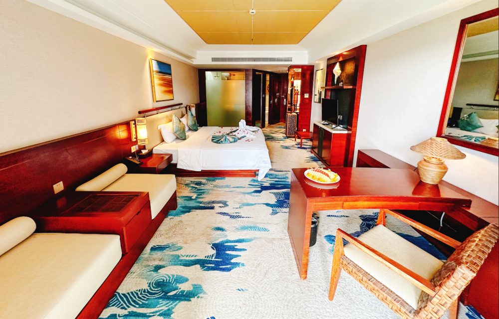 Luxury OV/ Luxury OV Family, Sanya Marina Sea View Hotel (ex.Marina Spa Hotel Sanya) 4*