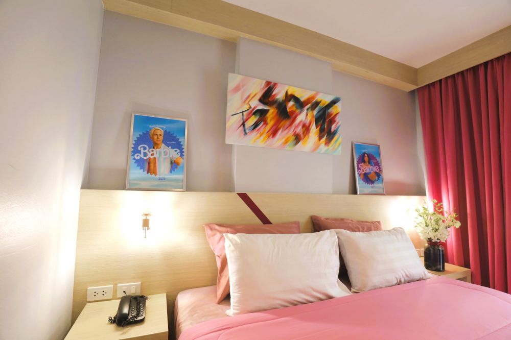 Deluxe, Sun Sea Sand Hotel 3*