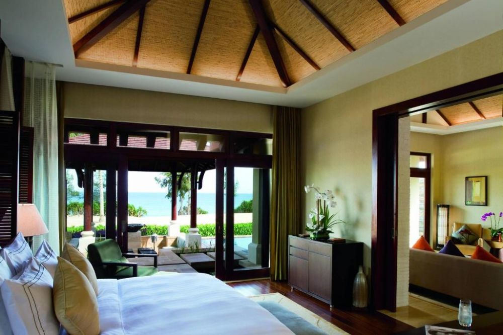One-Bedroom Ocean Front Villa, The Ritz-Carlton Sanya Yalong Bay 5*