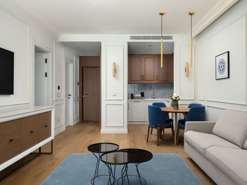 Deluxe Apartment Sea View with 1 Bedroom | 1 double bed and sofa, Mövenpick Hotel & Residences Teuta Kotor Bay 5*